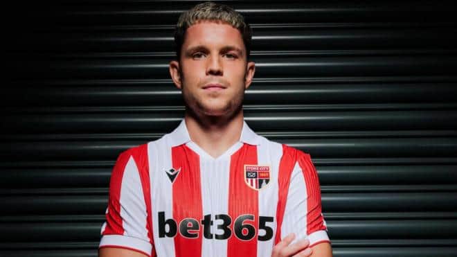 Stoke sign Scotland striker Hirst from Ipswich — Stoke-on-Trent news photo