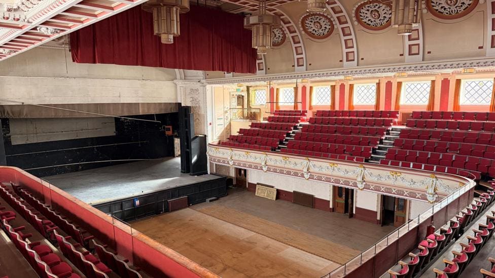Rare glimpse inside theatre closed since 1998 — Stoke-on-Trent news photo (BBC Stoke & Staffordshire)